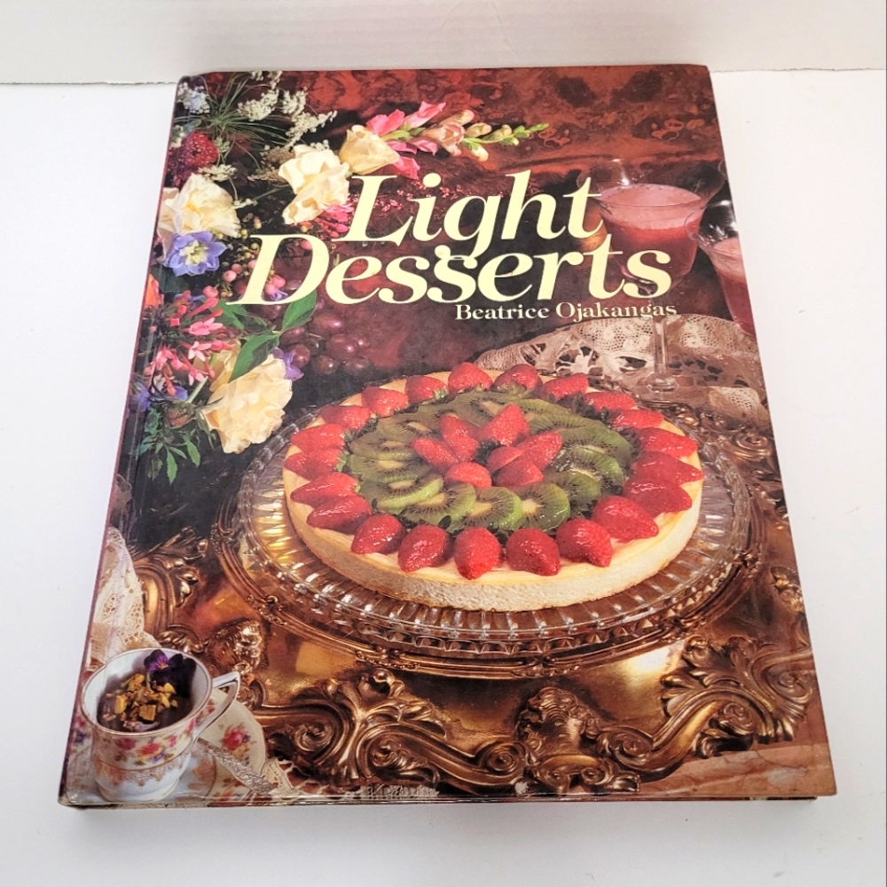 Light Desserts Recipe Book Hardcover Vintage by Beatrice Ojakangas Excellent